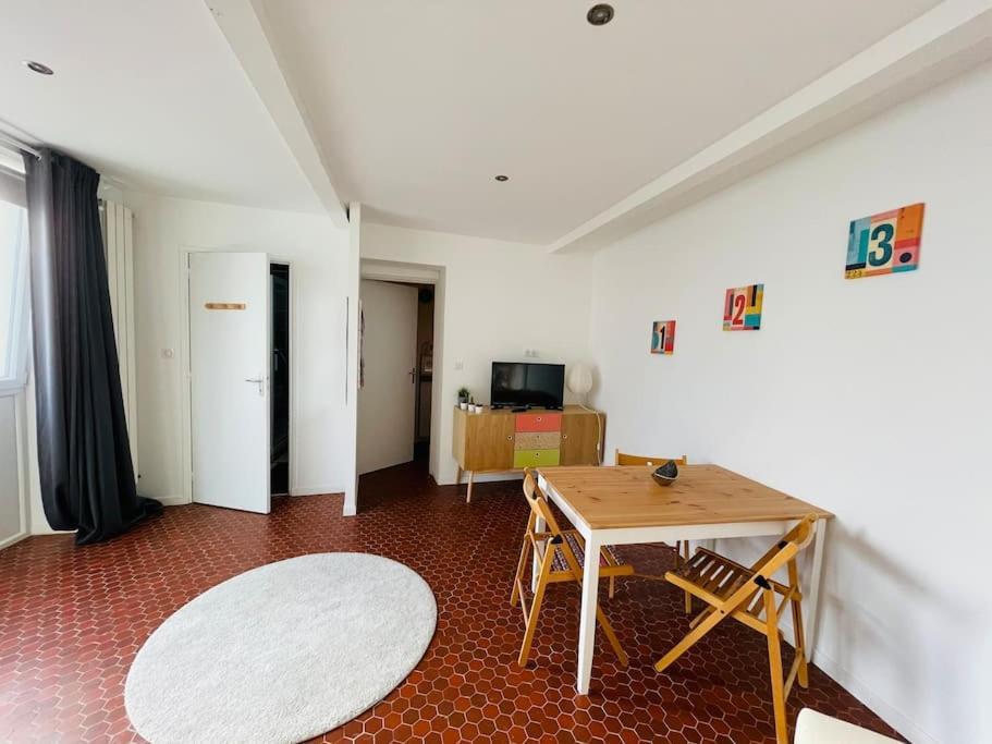 شقة Studio Cosy Et Lumineux De 35M2 A Romagnat المظهر الخارجي الصورة